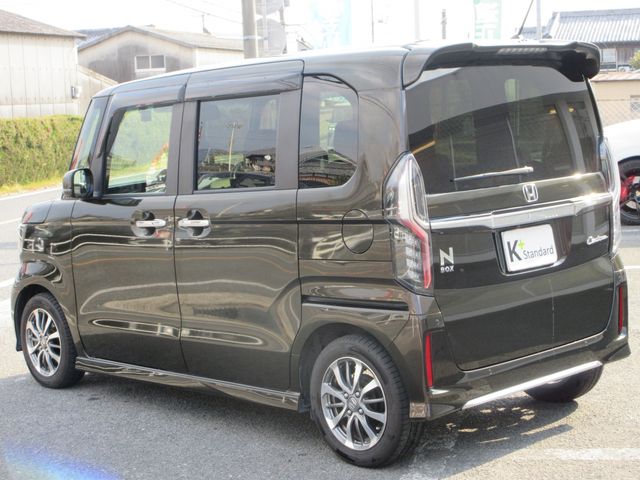 HONDA N BOX CUSTOM 2022 Image 31