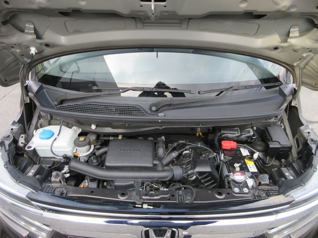 HONDA N BOX CUSTOM 2022 Image 31