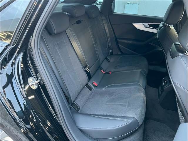 AUDI A4 2021 Image 31