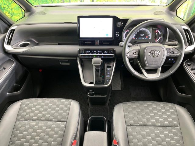 TOYOTA VOXY 4WD 2025 Image 31