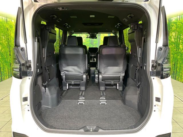 TOYOTA VOXY 4WD 2025 Image 31