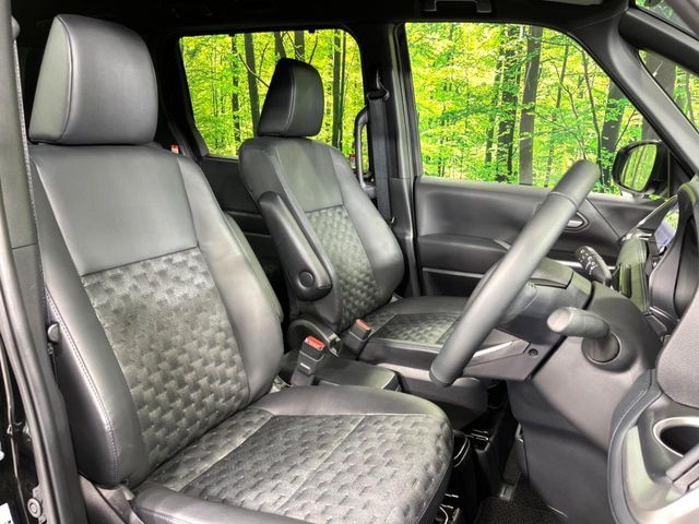 TOYOTA VOXY 4WD 2025 Image 31