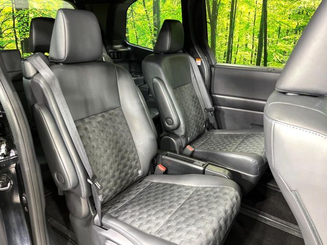 TOYOTA VOXY 4WD 2025 Image 31