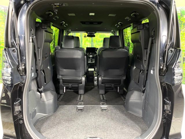 TOYOTA VOXY 4WD 2025 Image 31