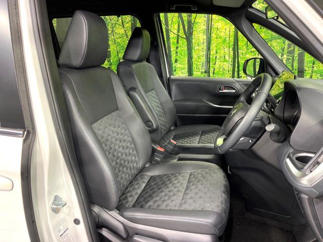 TOYOTA VOXY 4WD 2025 Image 31