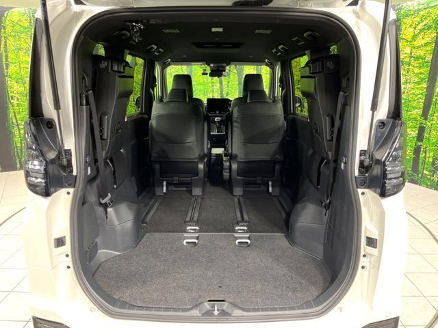 TOYOTA VOXY 4WD 2025 Image 31