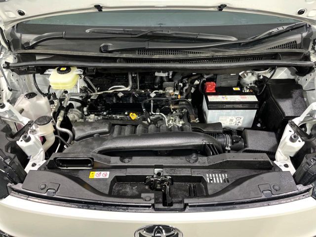 TOYOTA VOXY 4WD 2025 Image 31