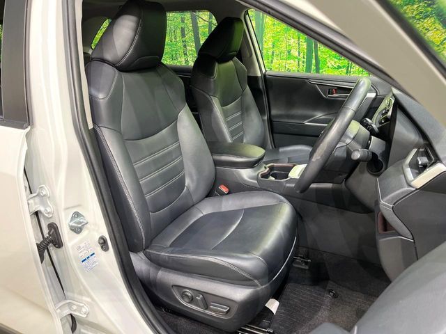 TOYOTA RAV4 HYBRID 4WD 2020 Image 31