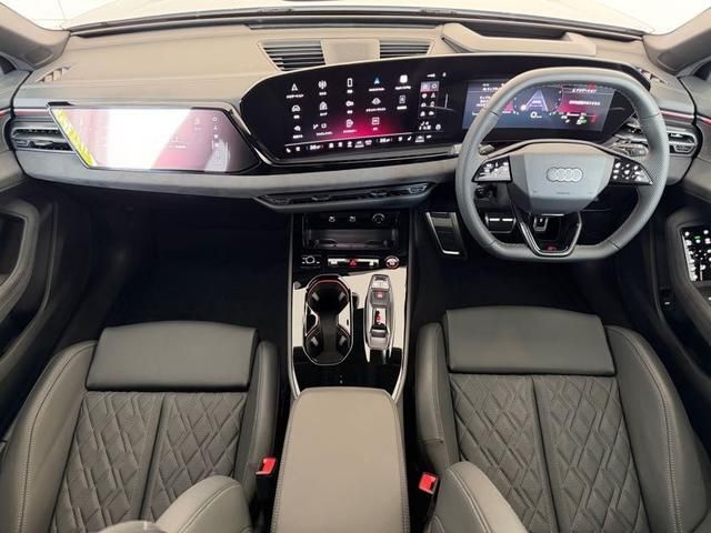 AUDI S5 AVANT 2025 Image 31