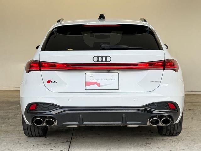AUDI S5 AVANT 2025 Image 31