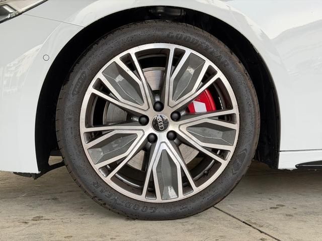 AUDI S5 AVANT 2025 Image 31