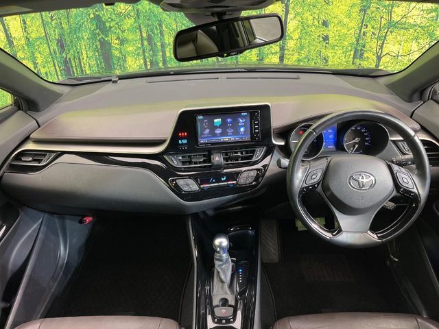TOYOTA C-HR 2017 Image 31