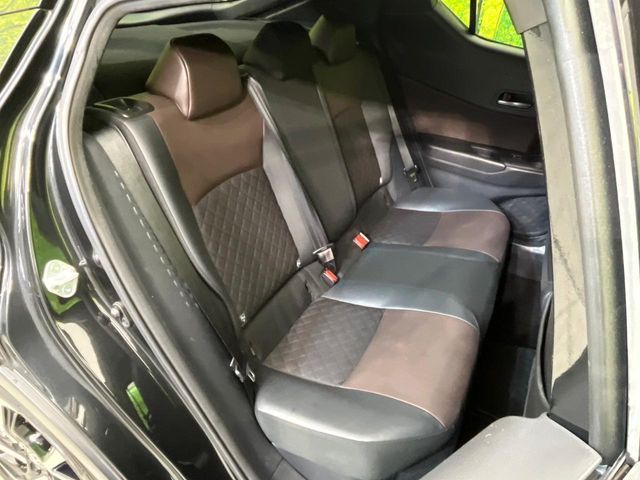 TOYOTA C-HR 2017 Image 31