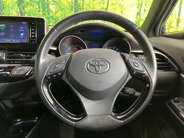 TOYOTA C-HR 2017 Image 31