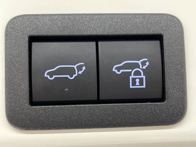 TOYOTA YARIS CROSS HYBRID 2021 Image 31