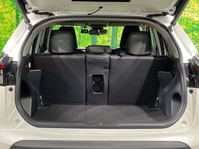 TOYOTA YARIS CROSS HYBRID 2021 Image 31