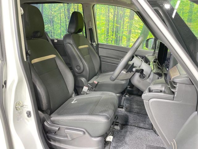 NISSAN SERENA  WG 2023 Image 31