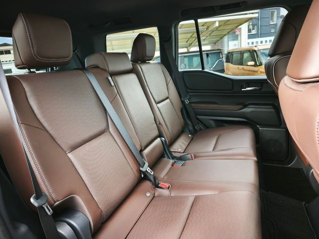 TOYOTA LANDCRUISER 250 2024 Image 31