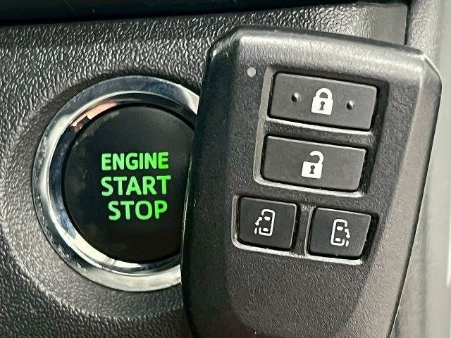 TOYOTA HIACE VAN 2WD 2020 Image 31