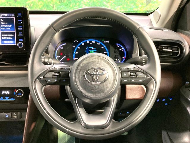 TOYOTA YARIS CROSS HYBRID 2021 Image 31