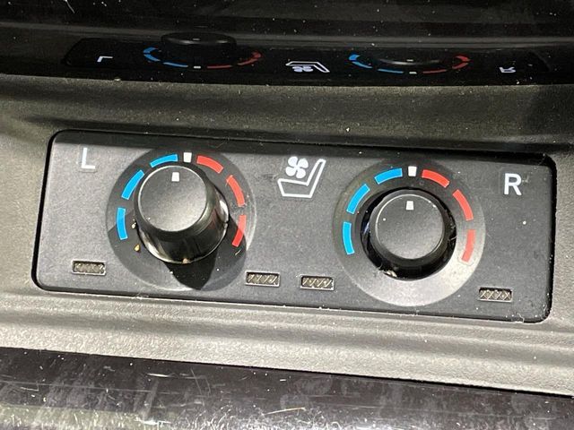 TOYOTA VELLFIRE 2019 Image 31