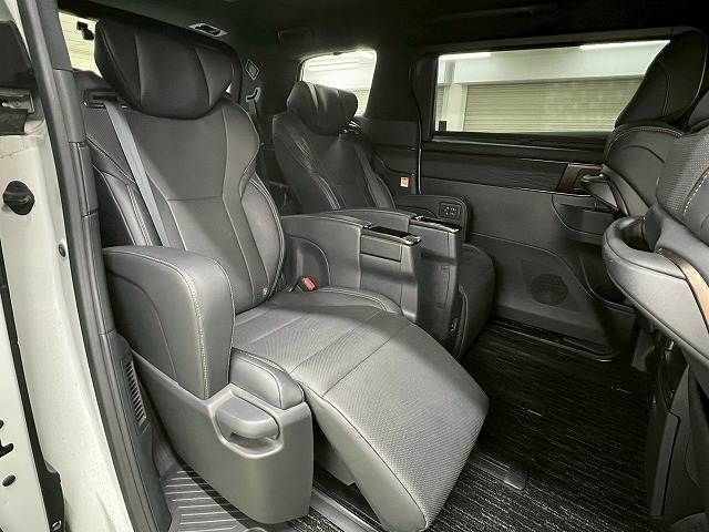 TOYOTA ALPHARD HYBRID 2023 Image 31