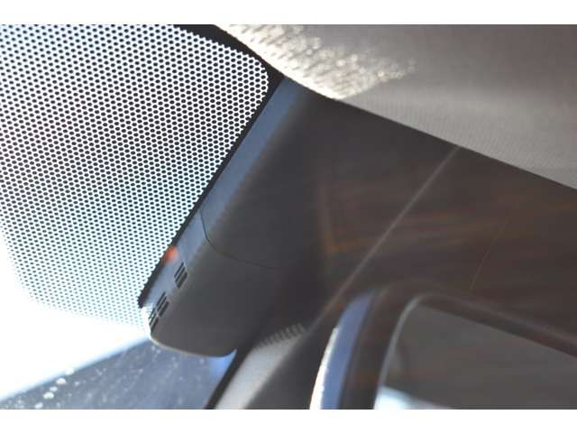 TOYOTA PRIUS 2018 Image 31