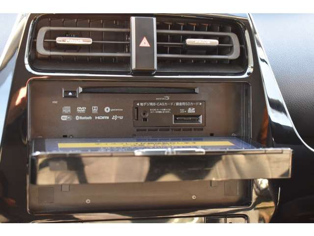 TOYOTA PRIUS 2018 Image 31