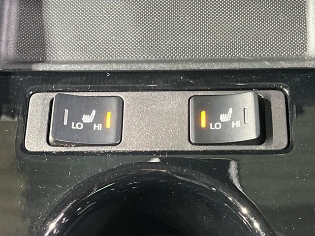 TOYOTA PRIUS 2022 Image 31