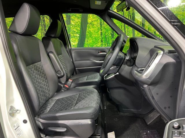 TOYOTA VOXY 4WD 2025 Image 31