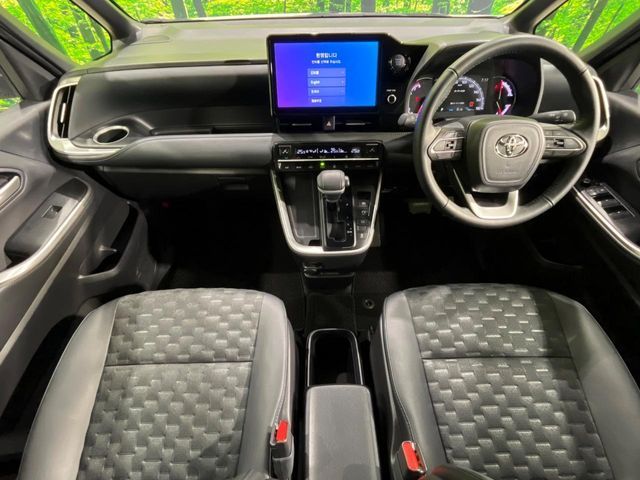 TOYOTA VOXY 4WD 2025 Image 31