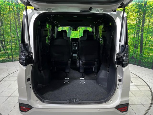 TOYOTA VOXY 4WD 2025 Image 31