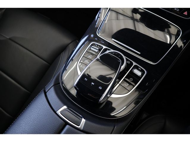 MERCEDES BENZ E CLAS 2017 Image 31