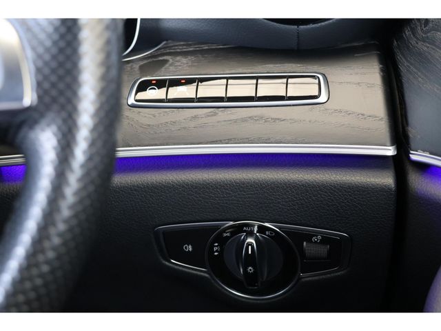 MERCEDES BENZ E CLAS 2017 Image 31