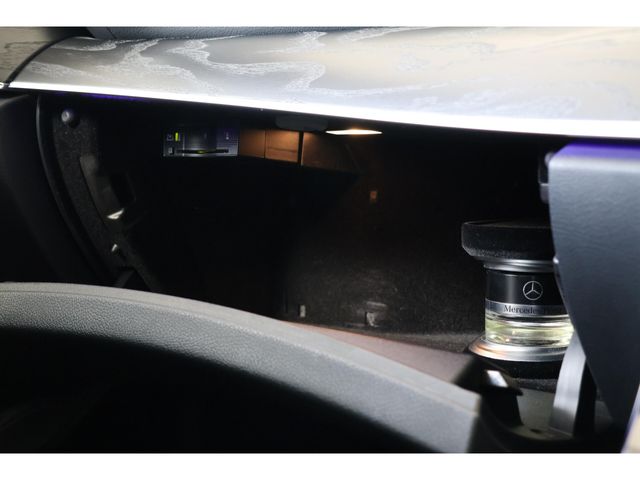 MERCEDES BENZ E CLAS 2017 Image 31