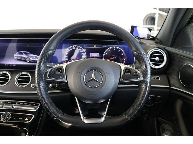 MERCEDES BENZ E CLAS 2018 Image 31