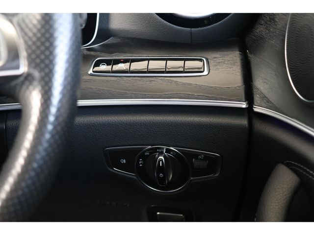 MERCEDES BENZ E CLAS 2018 Image 31