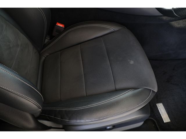 MERCEDES BENZ E CLAS 2018 Image 31