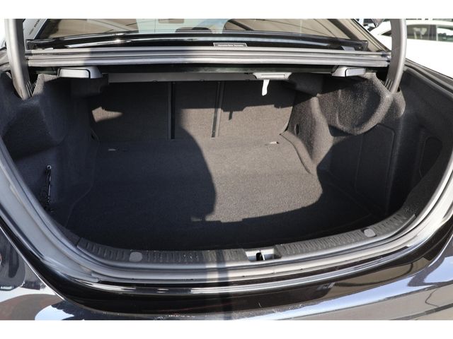 MERCEDES BENZ E CLAS 2018 Image 31