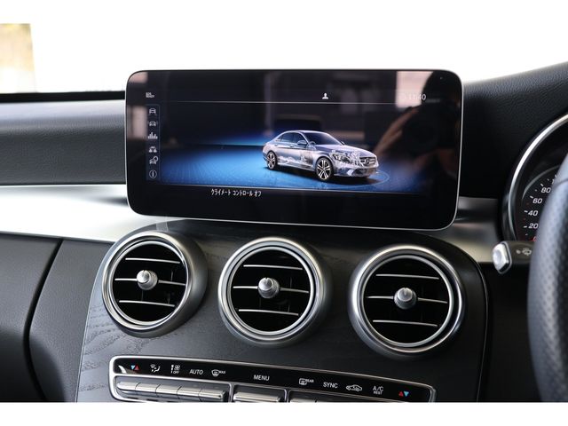 MERCEDES BENZ C CLAS 2018 Image 31