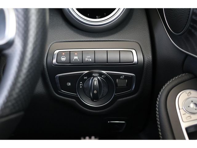 MERCEDES BENZ C CLAS 2018 Image 31