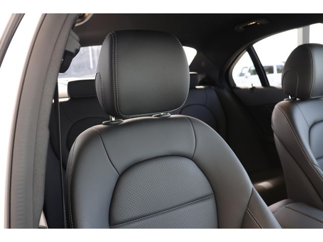 MERCEDES BENZ C CLAS 2018 Image 31