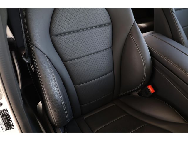 MERCEDES BENZ C CLAS 2018 Image 31