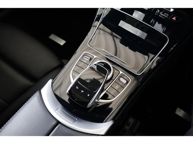 MERCEDES BENZ C CLAS 2017 Image 31