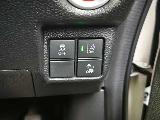 HONDA N BOX CUSTOM 2018 Image 31