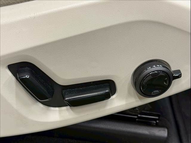 VOLVO XC60 2021 Image 31