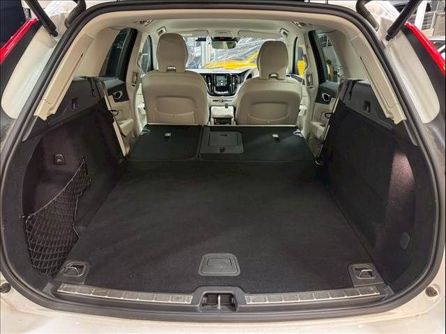 VOLVO XC60 2021 Image 31