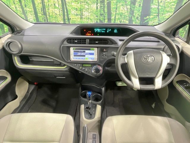 TOYOTA AQUA 2013 Image 31