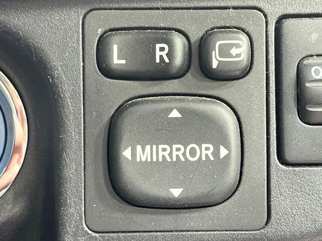 TOYOTA AQUA 2013 Image 31