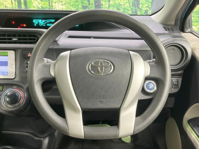 TOYOTA AQUA 2013 Image 31